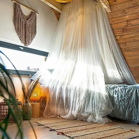 Pod Mazurskim Niebem Boho Пецки